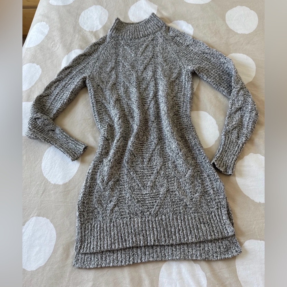 Old navy Gray Turtleneck Long Sweater